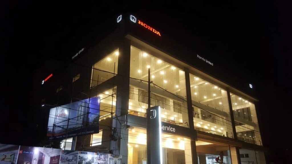 Corporate Services 2 006